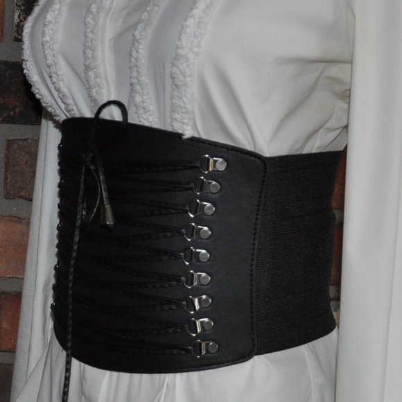 Black Lace-Up Women's Belt - Picture 3 of 5